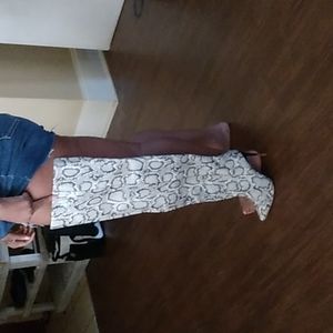 Used>Snake skin wht/blk/grey thigh hi boots<Quick Sale Expires 4/15/22>